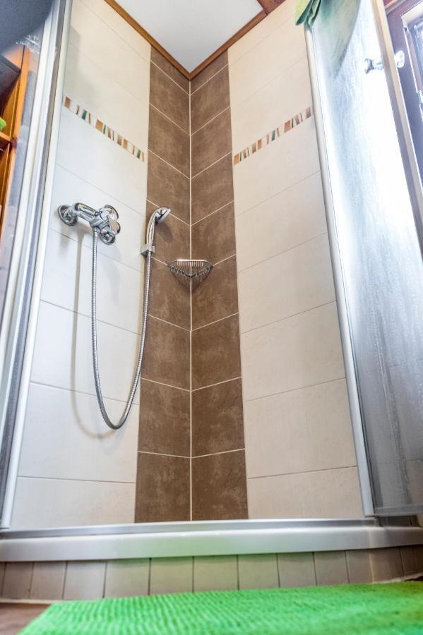 Bartlhof-Ferienwohnungen-Zimmer Burglengenfeld Bagian luar foto