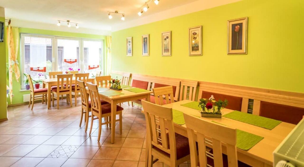 Bartlhof-Ferienwohnungen-Zimmer Burglengenfeld Bagian luar foto