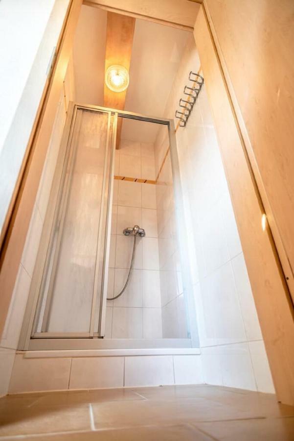 Bartlhof-Ferienwohnungen-Zimmer Burglengenfeld Bagian luar foto