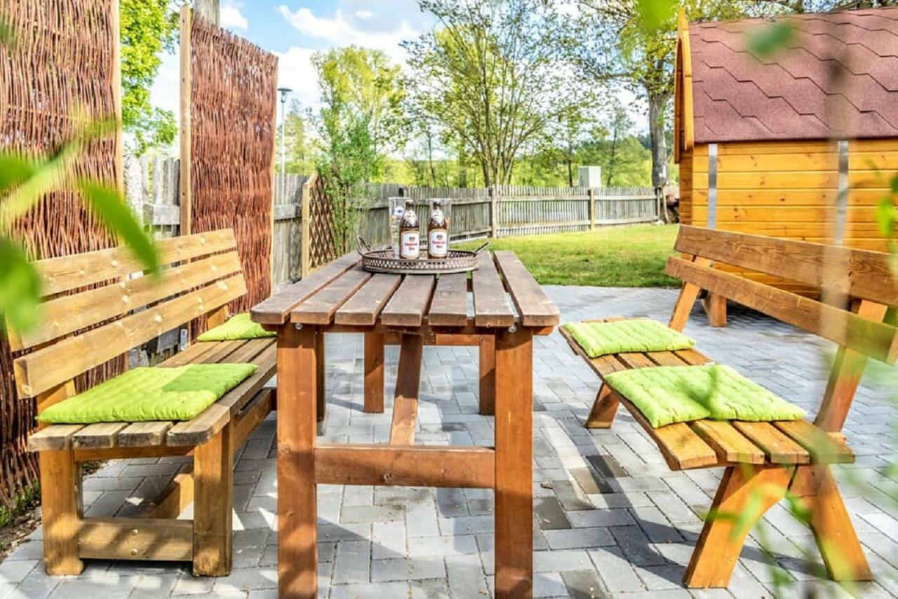 Bartlhof-Ferienwohnungen-Zimmer Burglengenfeld Bagian luar foto